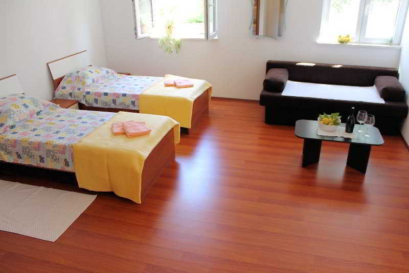 Apartments Ira ดูบรอฟนิก ภายนอก รูปภาพ